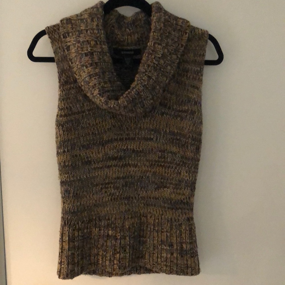 Sleeveless Turtleneck Sweater